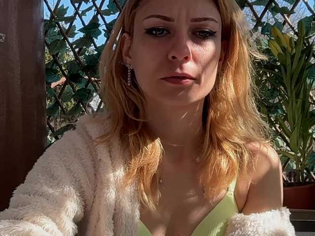 karo131324's BongaCams show and profile