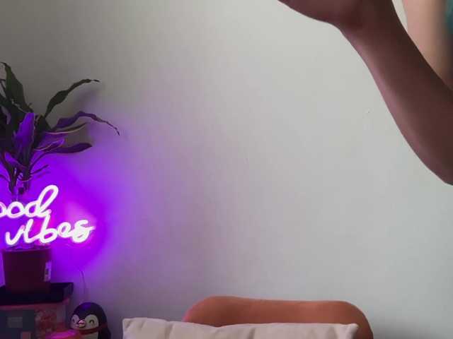 karo131324's BongaCams show and profile