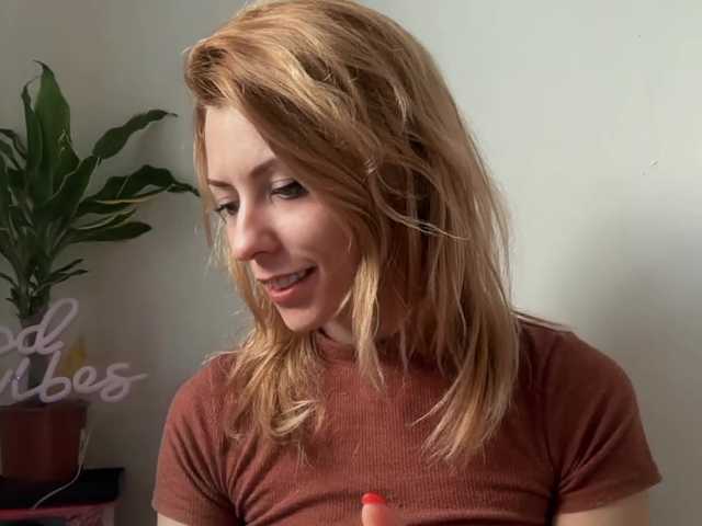 karo131324's BongaCams show and profile
