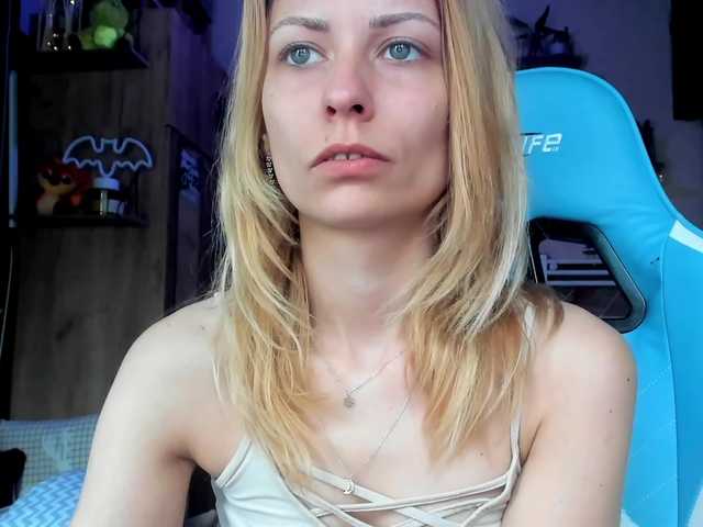 karo131324's BongaCams show and profile
