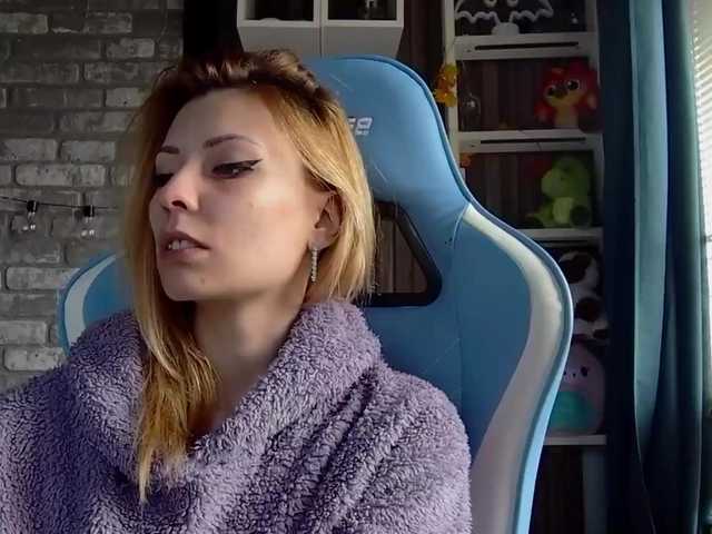 karo131324's BongaCams show and profile