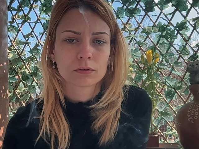 karo131324's BongaCams show and profile