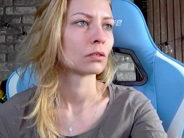 karo131324's BongaCams show and profile