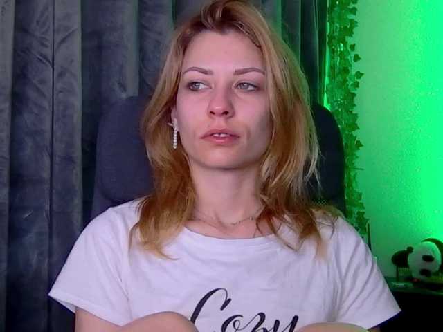 karo131324's BongaCams show and profile