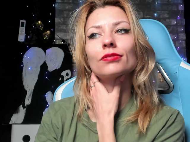 karo131324's BongaCams show and profile