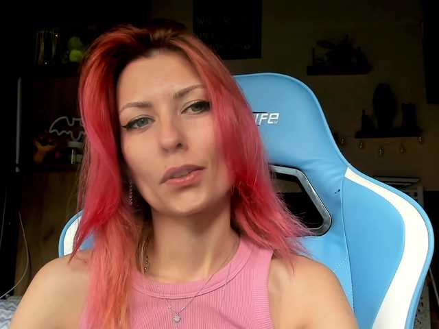 karo131324's BongaCams show and profile