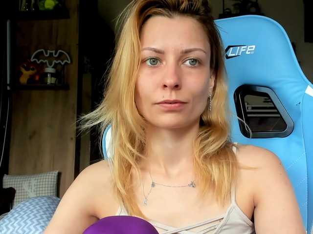 karo131324's BongaCams show and profile