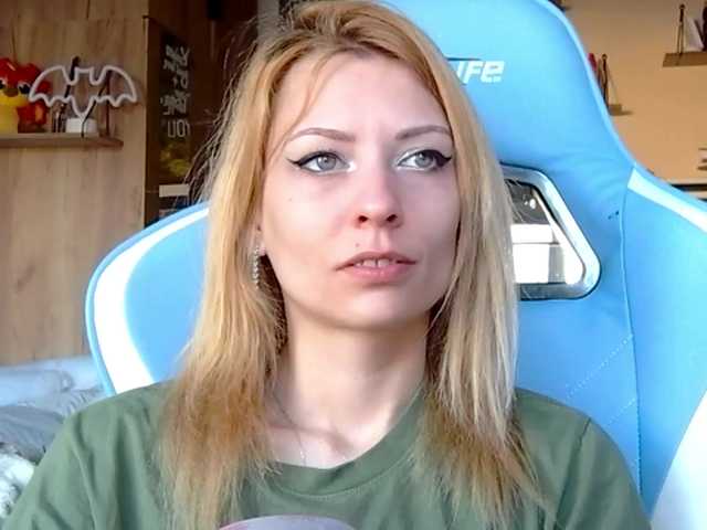 karo131324's BongaCams show and profile