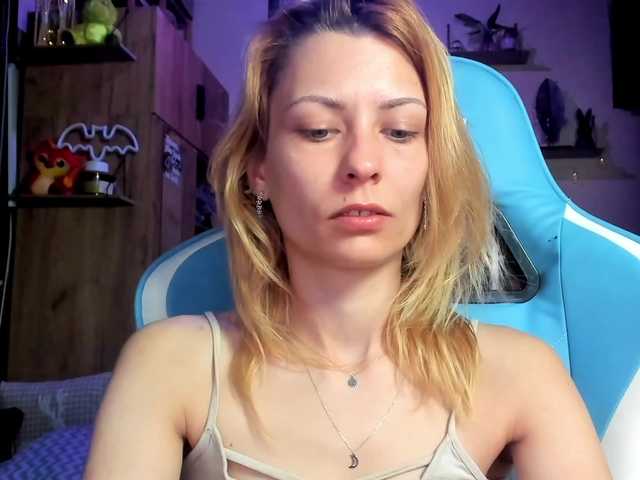 karo131324's BongaCams show and profile