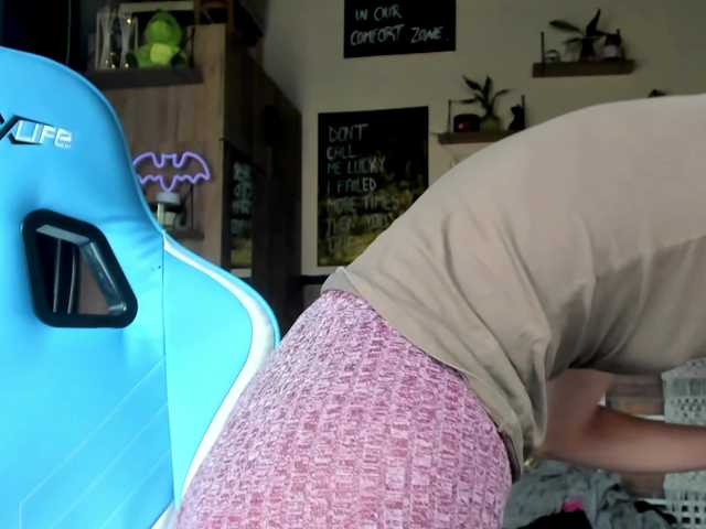 karo131324's BongaCams show and profile