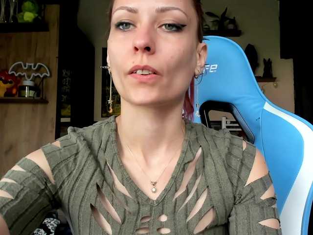 karo131324's BongaCams show and profile