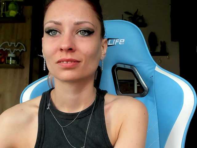 karo131324's BongaCams show and profile