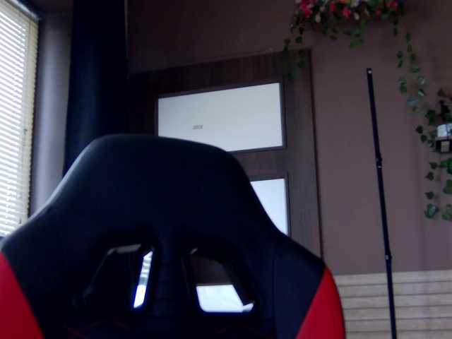 karo131324's BongaCams show and profile