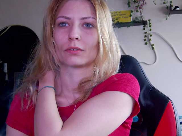 karo131324's BongaCams show and profile