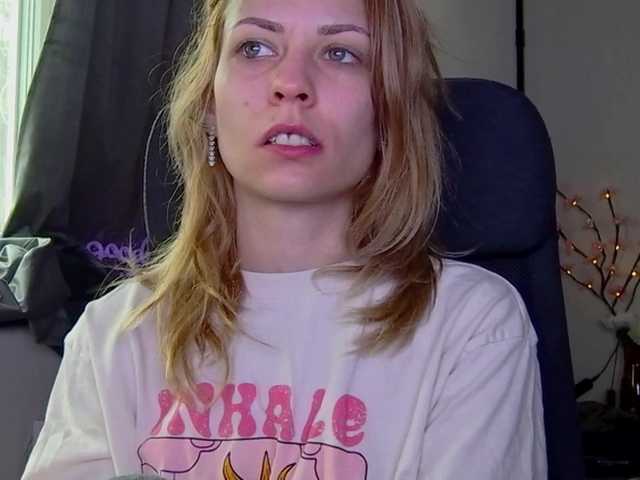 karo131324's BongaCams show and profile