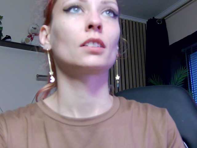 karo131324's BongaCams show and profile