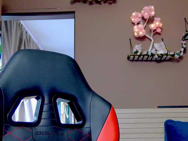 karo131324's BongaCams show and profile