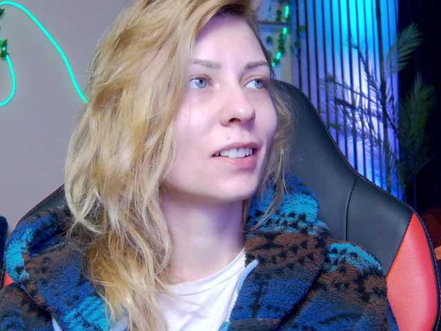 karo131324's BongaCams show and profile