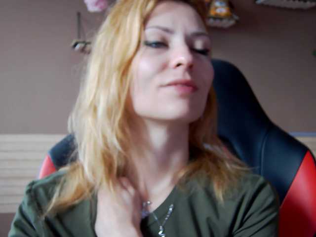 karo131324's BongaCams show and profile