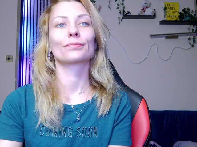 karo131324's BongaCams show and profile