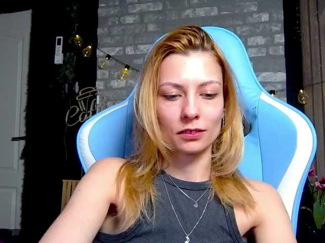 karo131324's BongaCams show and profile