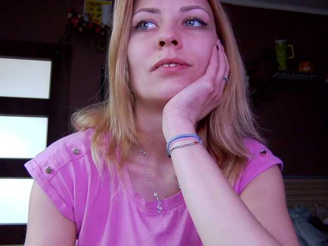 karo131324's BongaCams show and profile