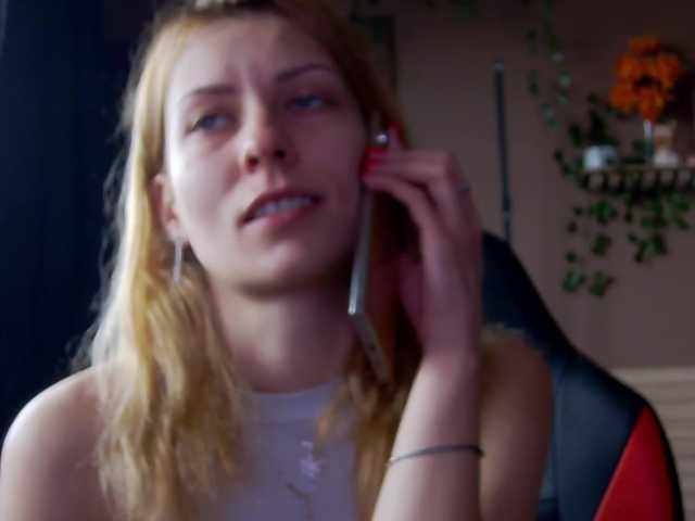 karo131324's BongaCams show and profile