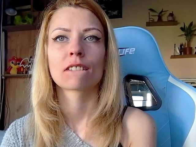 karo131324's BongaCams show and profile