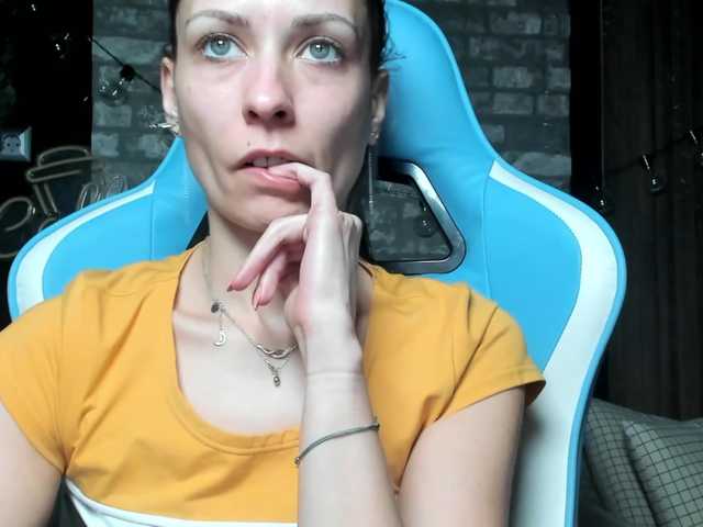karo131324's BongaCams show and profile