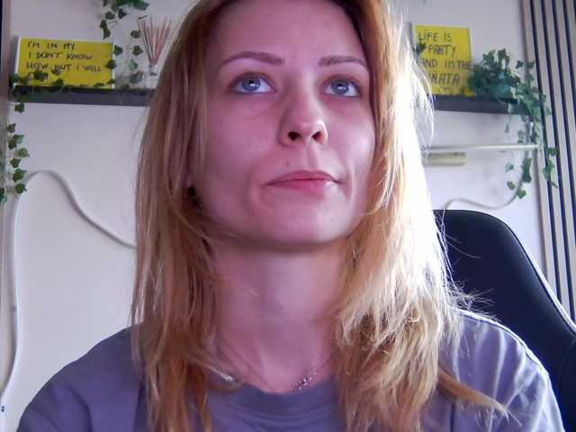 karo131324's BongaCams show and profile