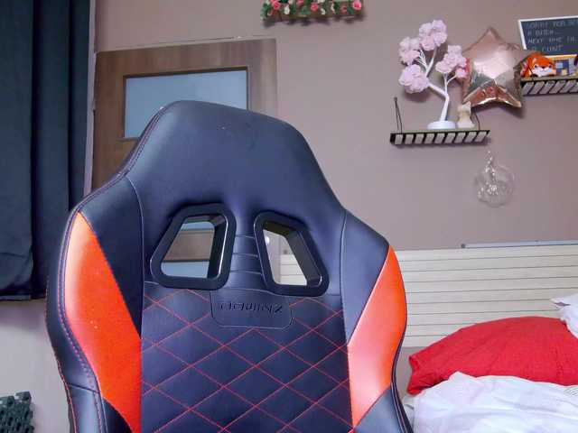 karo131324's BongaCams show and profile