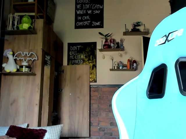 karo131324's BongaCams show and profile