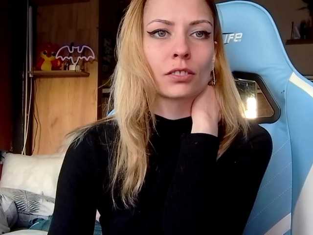 karo131324's BongaCams show and profile