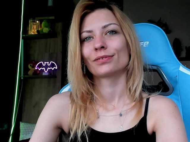 karo131324's BongaCams show and profile