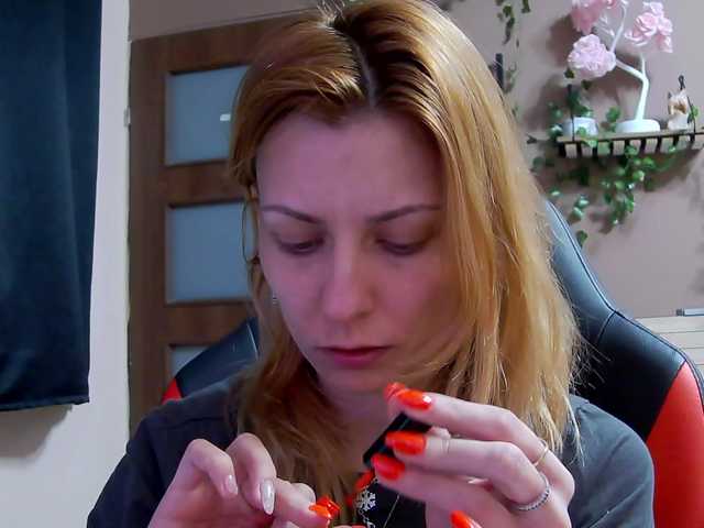 karo131324's BongaCams show and profile