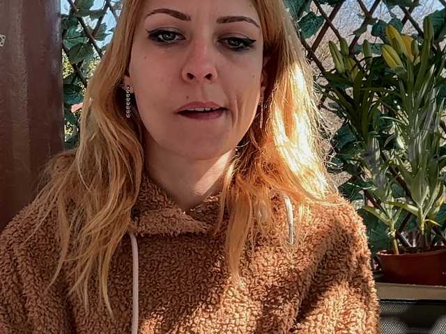 karo131324's BongaCams show and profile