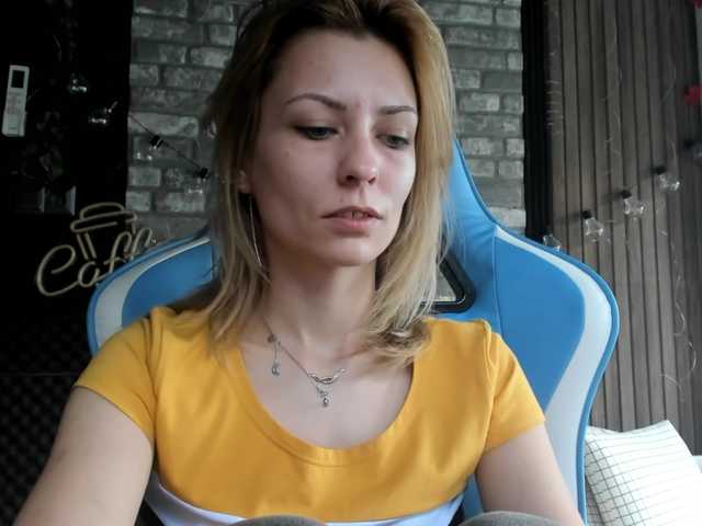 karo131324's BongaCams show and profile