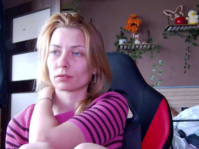 karo131324's BongaCams show and profile