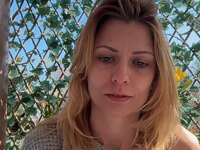 karo131324's BongaCams show and profile