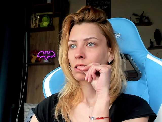 karo131324's BongaCams show and profile