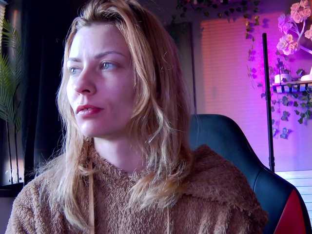 karo131324's BongaCams show and profile