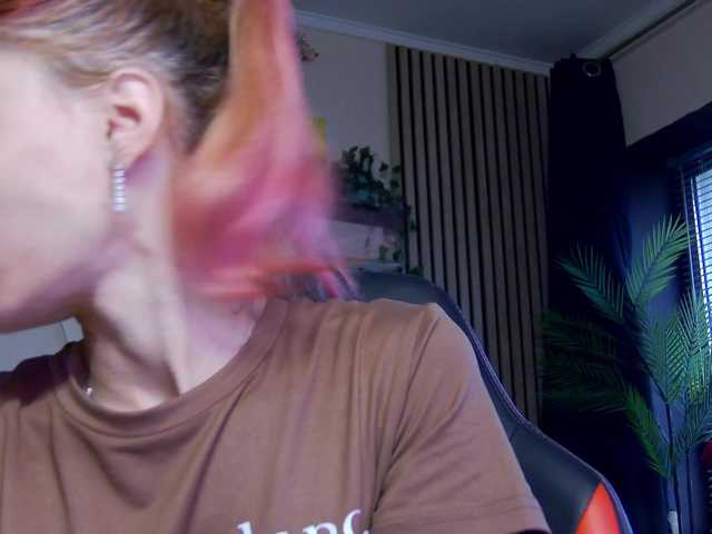 karo131324's BongaCams show and profile