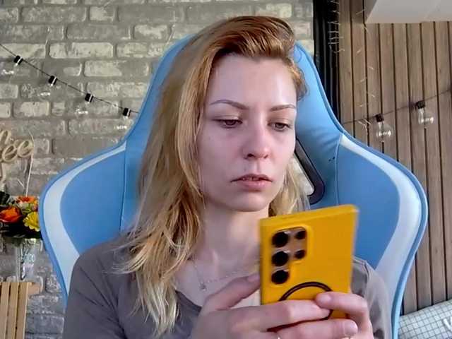 karo131324's BongaCams show and profile