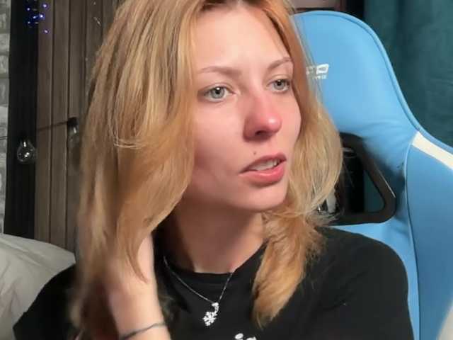 karo131324's BongaCams show and profile