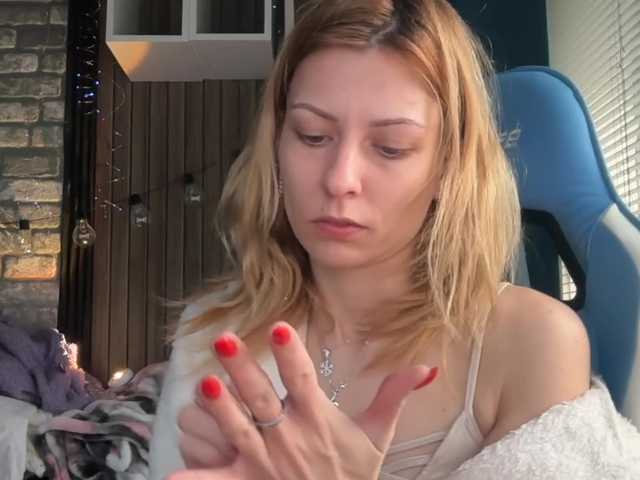 karo131324's BongaCams show and profile