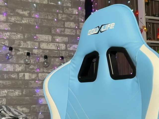 karo131324's BongaCams show and profile