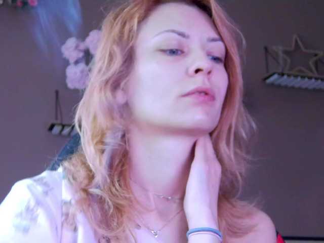 karo131324's BongaCams show and profile