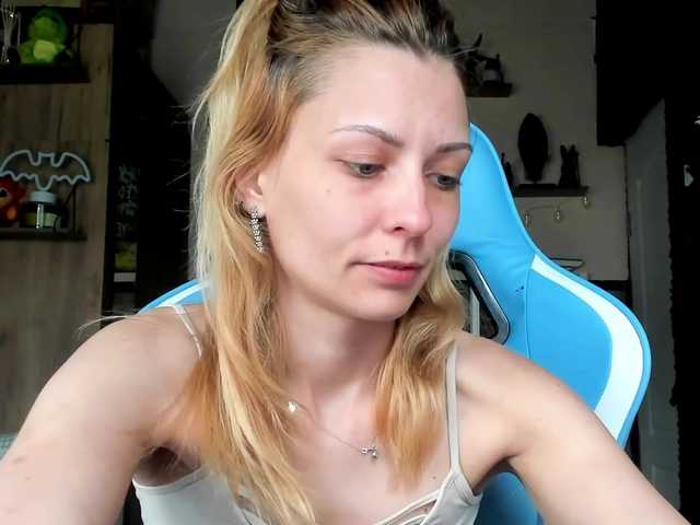 karo131324's BongaCams show and profile