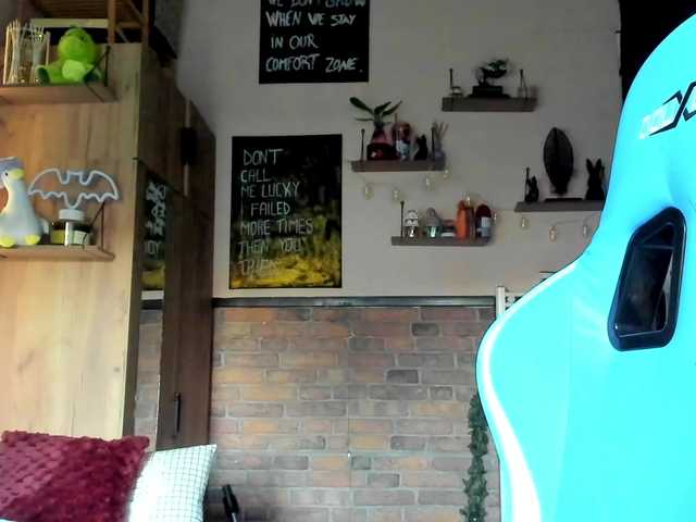 karo131324's BongaCams show and profile