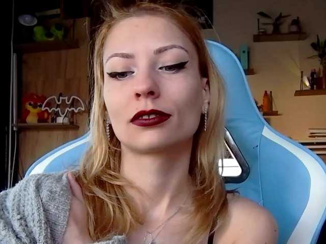 karo131324's BongaCams show and profile